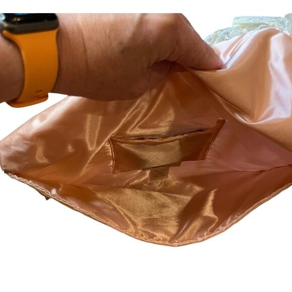 Vtg New Victoria’s Secret Pink Nylon Lingerie Storage Bag Lace Trim W/Potpourri - Picture 4 of 6